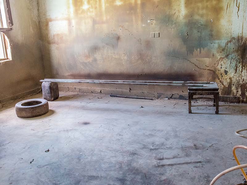 弓长岭地板油漆修复方法