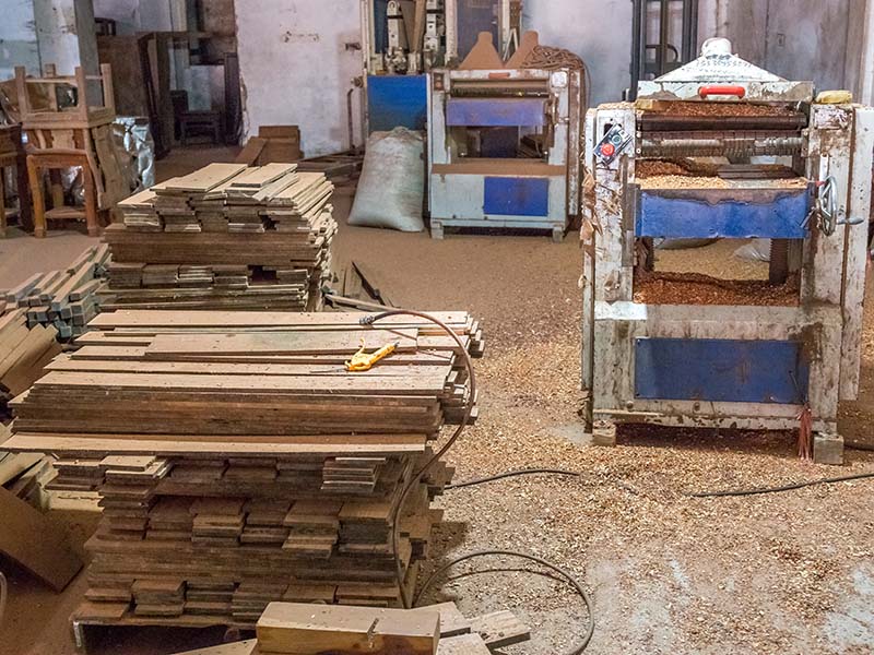 弓长岭柜门油漆修复报价